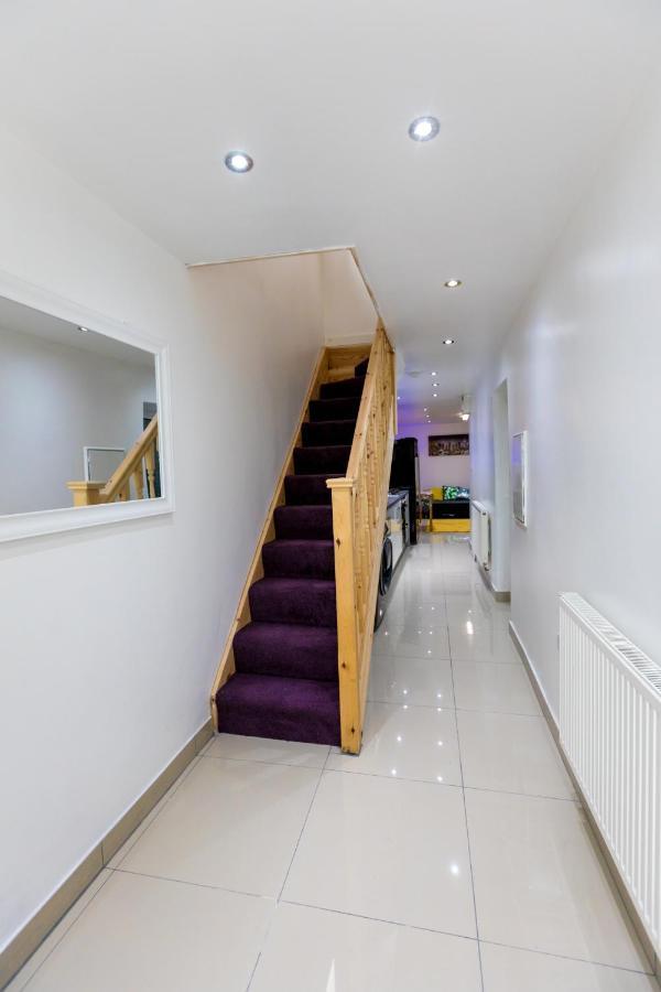Comfortable Stays - Shirley, Solihull Exterior photo