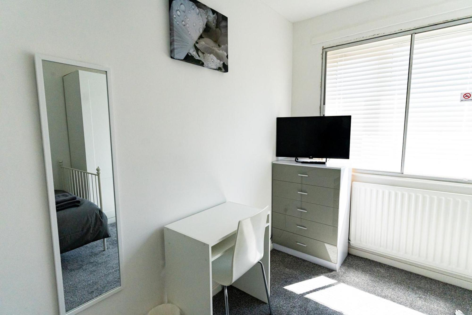 Comfortable Stays - Shirley, Solihull Exterior photo